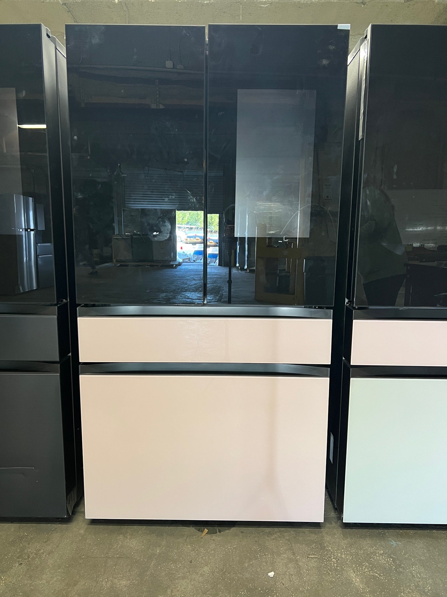 Samsung BESPOKE 29 cu. ft. 4-Door French Door with Tablet Black & Pink